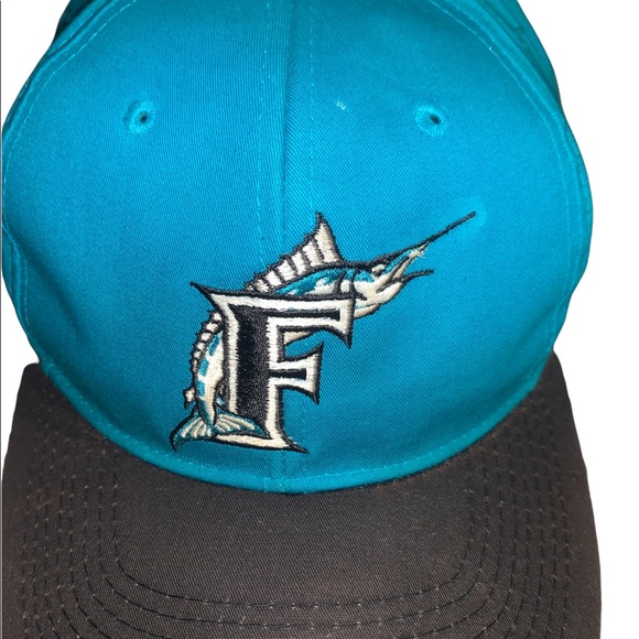 Vintage 90s Florida Marlins Plain Logo Snapback Hat - Picture 2 of 6